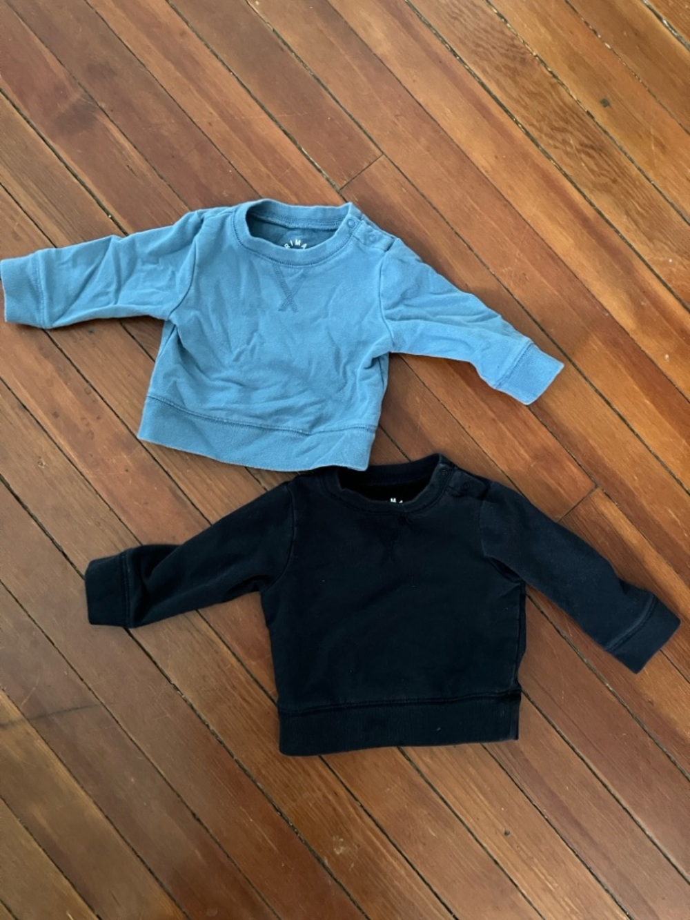 Two Primary long-Sleeve Sweatshirt - Blue and Black